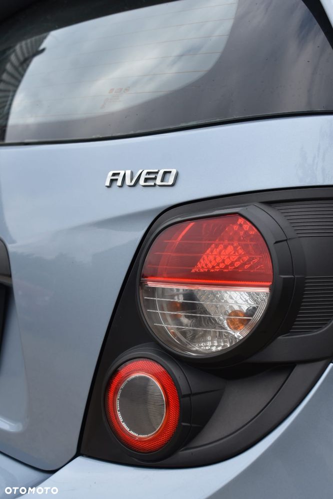 Chevrolet Aveo 1.2 LT+ - 23