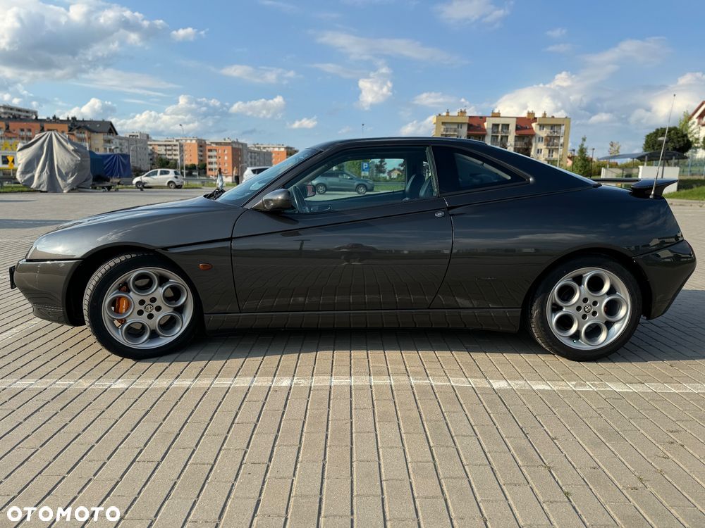 Alfa Romeo GTV 3.0 V6 - 4