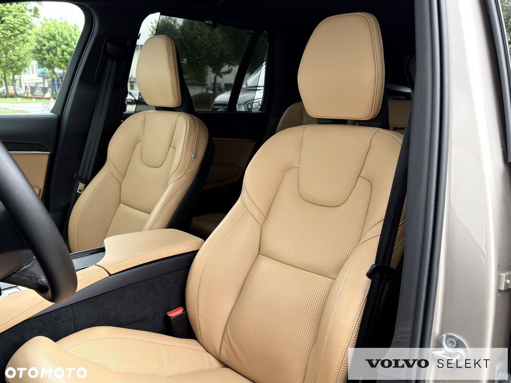Volvo XC 90 - 24
