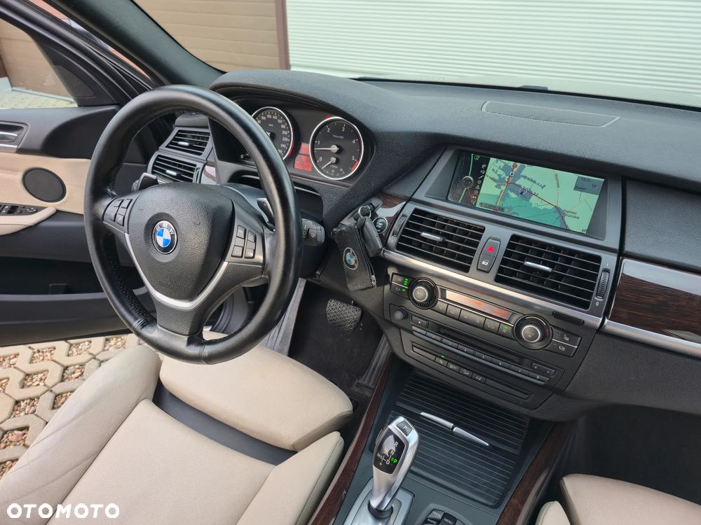 BMW X5 - 7