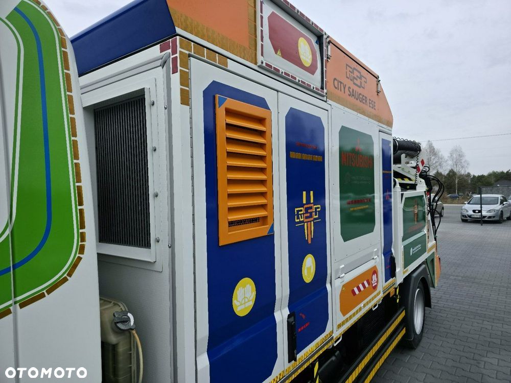 Mitsubishi CANTER odkurzacz koparka ssąca substancje sypkie CITY SAUGER - 11