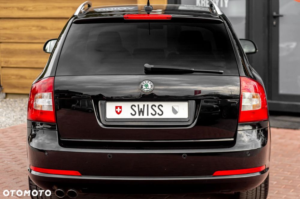 Skoda Octavia 2.0 TFSI RS DSG - 11
