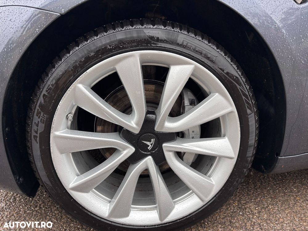 Tesla Model 3 Standard Reichweite Plus Hinterradantrieb - 15