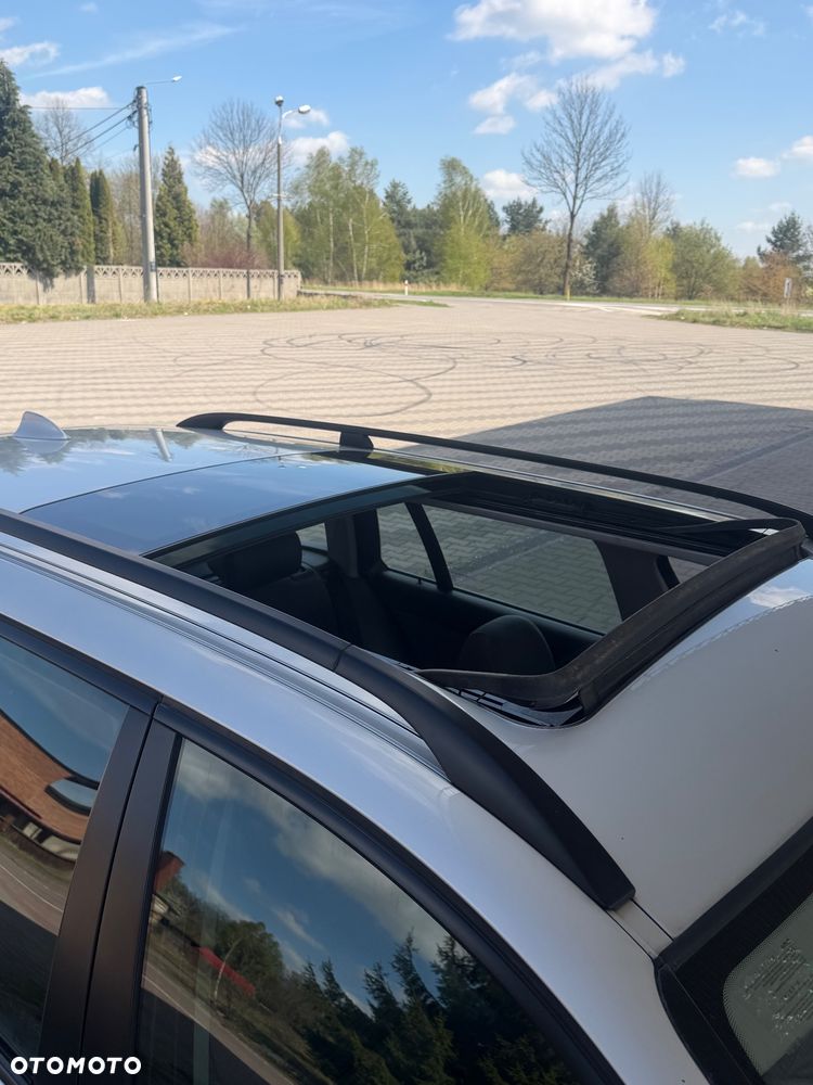 BMW Seria 5 525i - 11