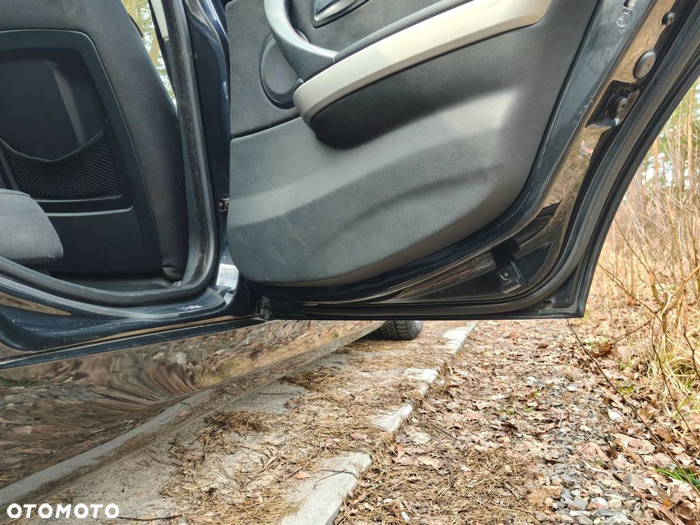 BMW Seria 3 318i - 12