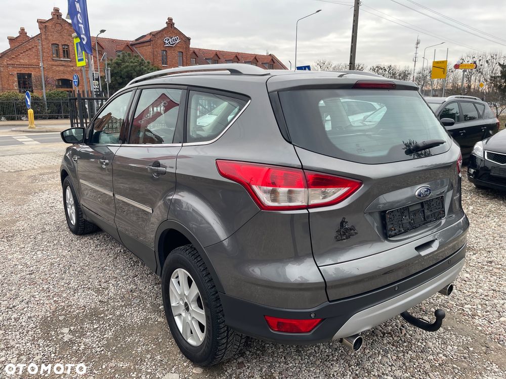 Ford Kuga 2.0 TDCi FWD Titanium - 6
