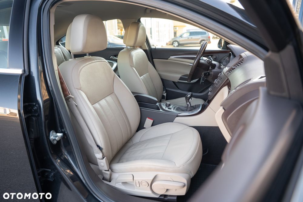 Opel Insignia 2.0 CDTI Cosmo - 25