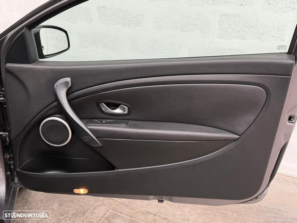 Renault Mégane Coupe 1.5 dCi GT Line EDC - 32