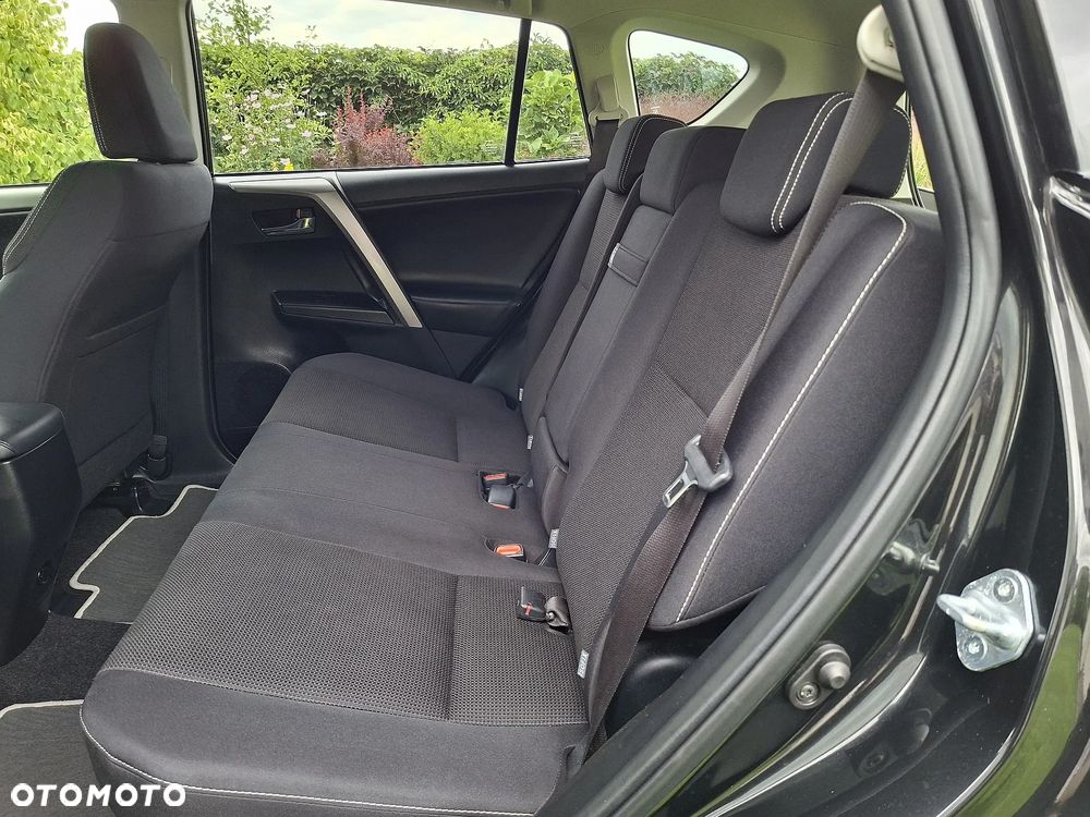Toyota RAV4 - 29