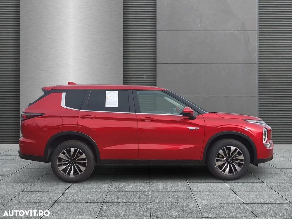 Mitsubishi Outlander 2.4 4WD Plus - 3