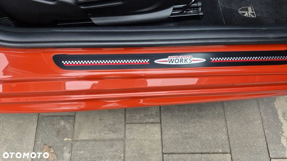 MINI Cooper John Works Trim - 10