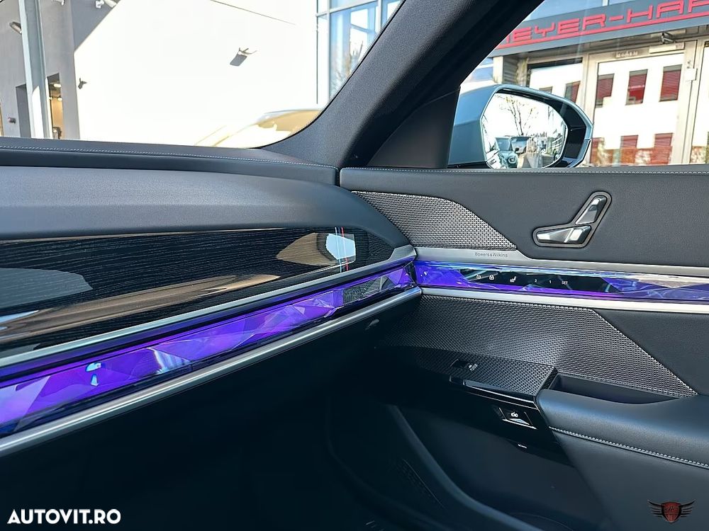 BMW i7 xDrive60 - 9