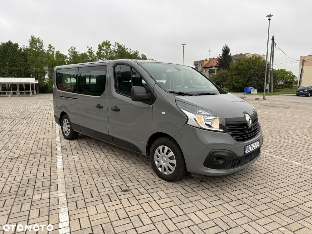 Renault Trafic - 1
