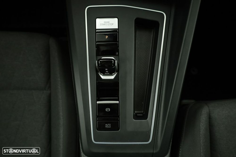 VW Golf 1.5 TSI e-Hybrid Life DSG - 14