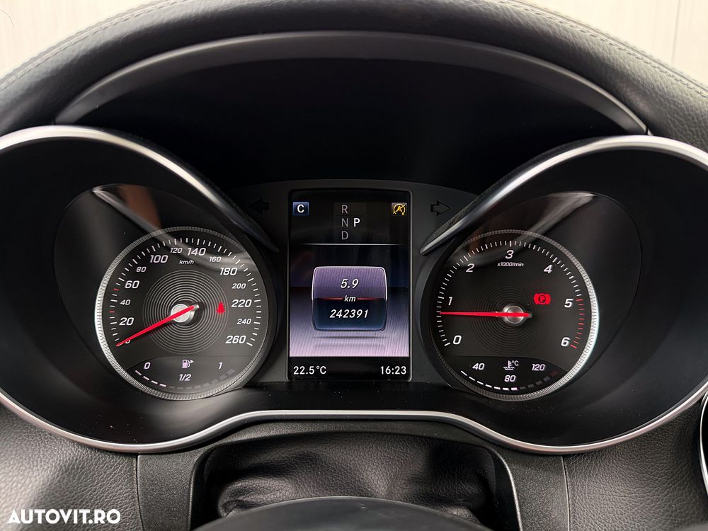 Mercedes-Benz GLC 220 d 4MATIC 9G-TRONIC - 8