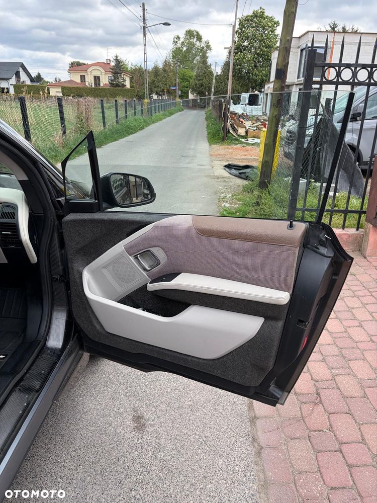 BMW i3 (120 Ah) - 7