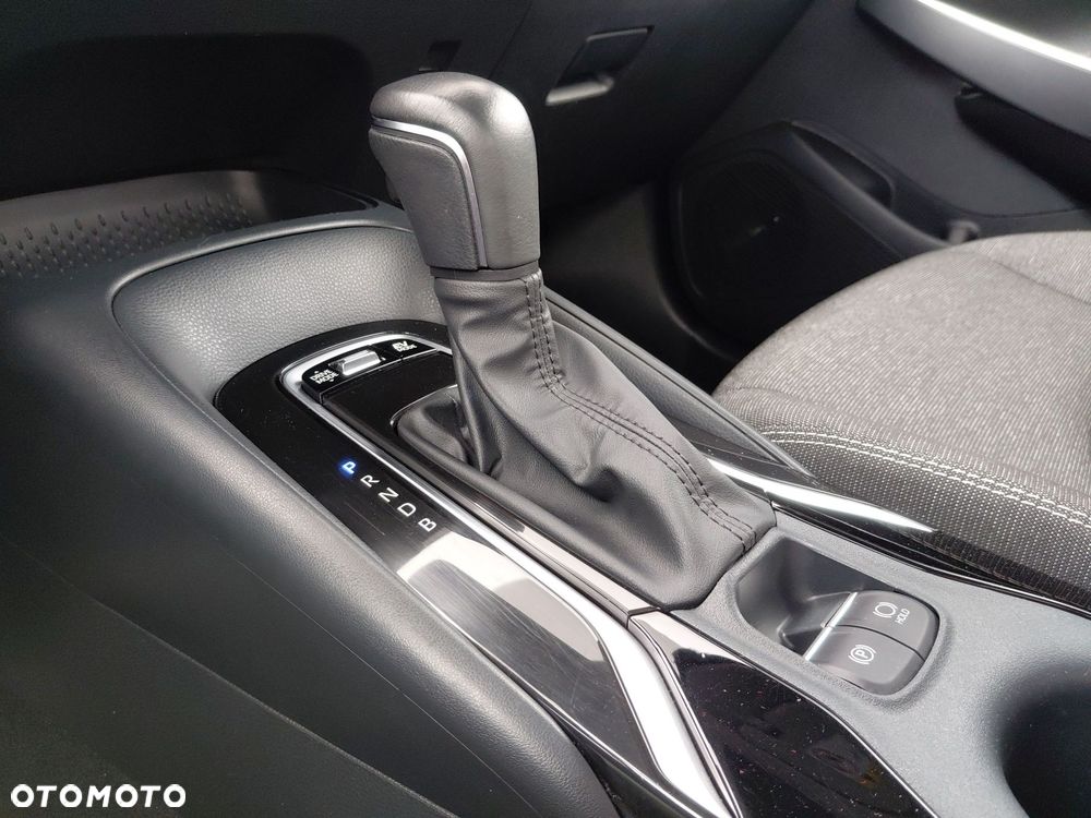 Toyota Corolla 1.8 Hybrid Comfort - 24