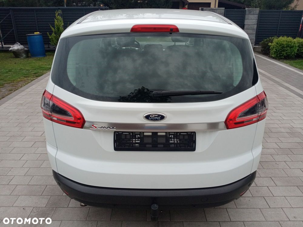 Ford S-Max 2.0 TDCi DPF Titanium X - 13