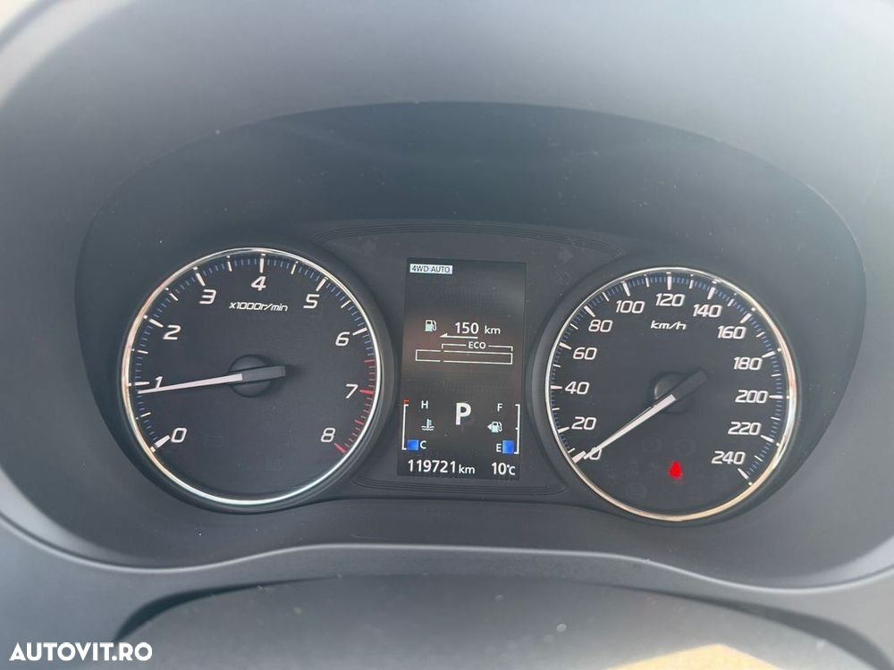 Mitsubishi Outlander - 22
