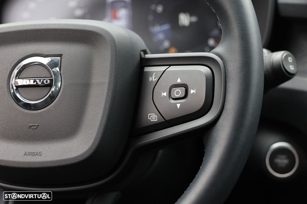 Volvo XC 40 1.5 T2 Momentum Core - 18