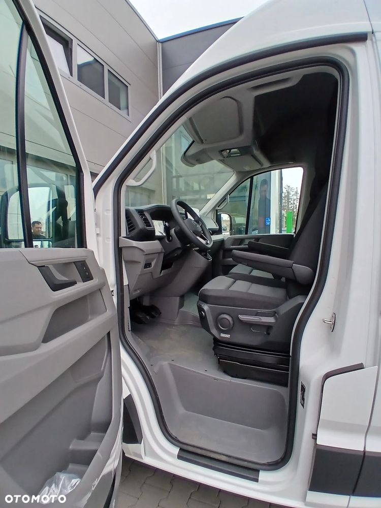 Volkswagen Crafter - 11