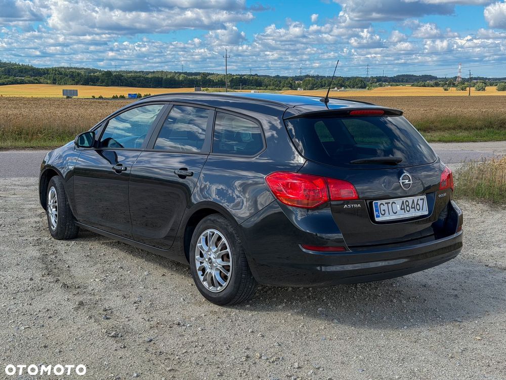Opel Astra 1.4 Essentia - 5