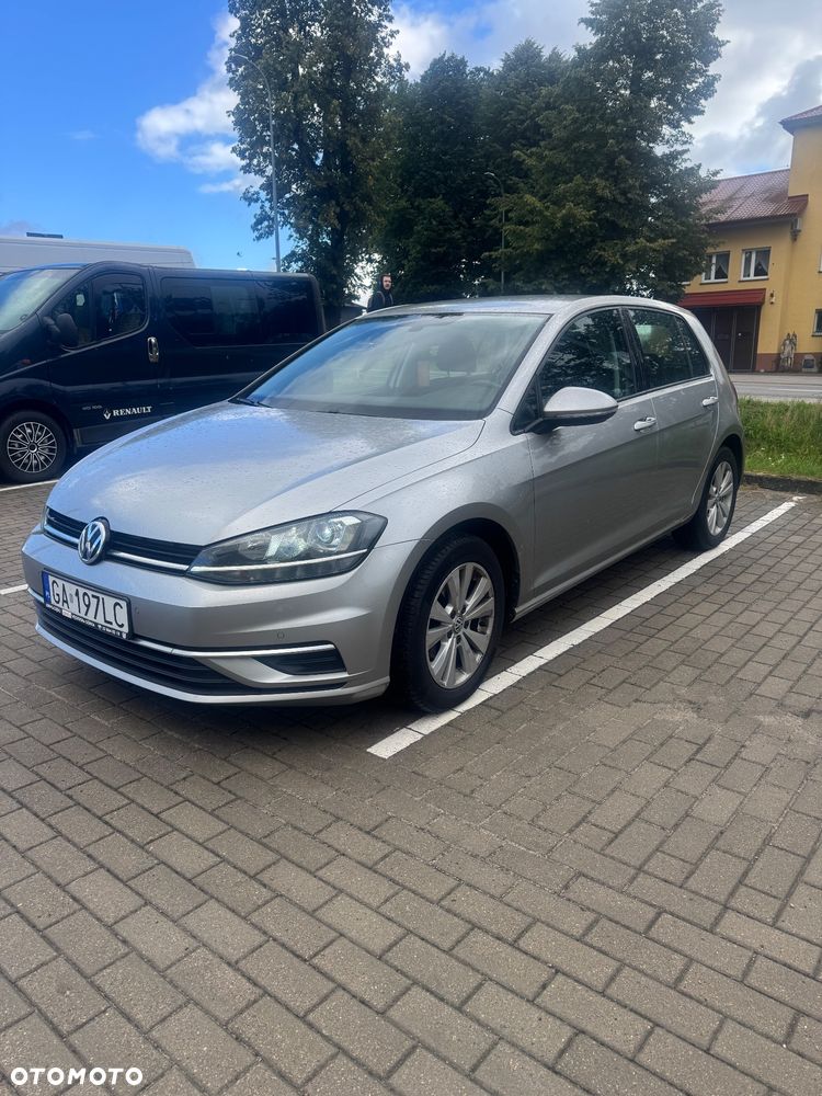 Volkswagen Golf 1.0 TSI BMT Comfortline - 1