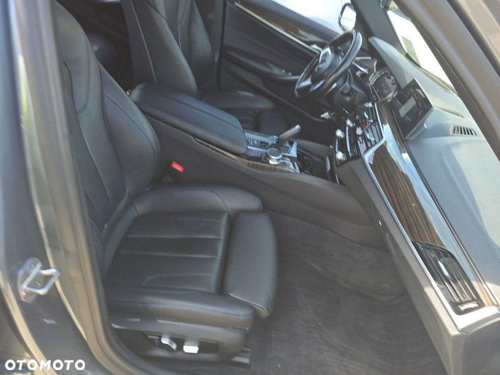 BMW Seria 5 - 11