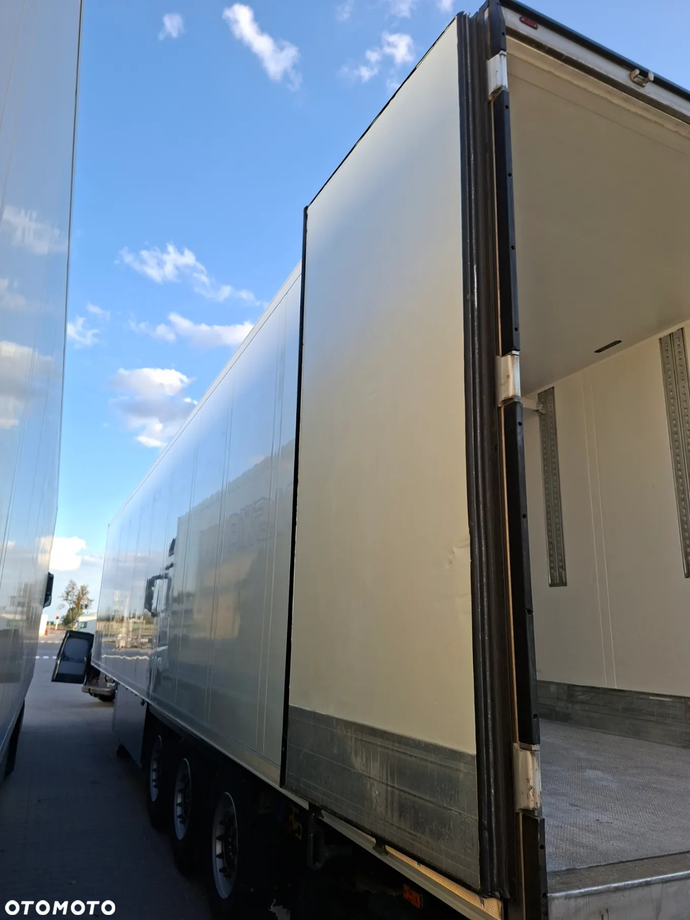 Schmitz Cargobull - 12