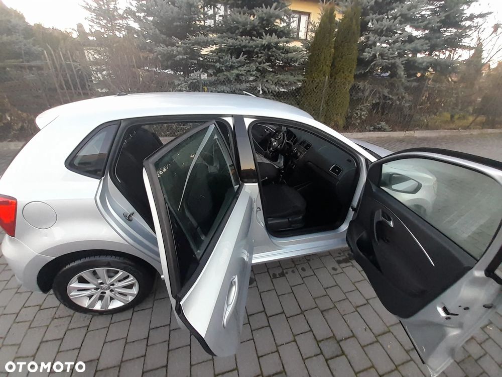 Volkswagen Polo 1.4 TDI (Blue Motion Technology) Comfortline - 8