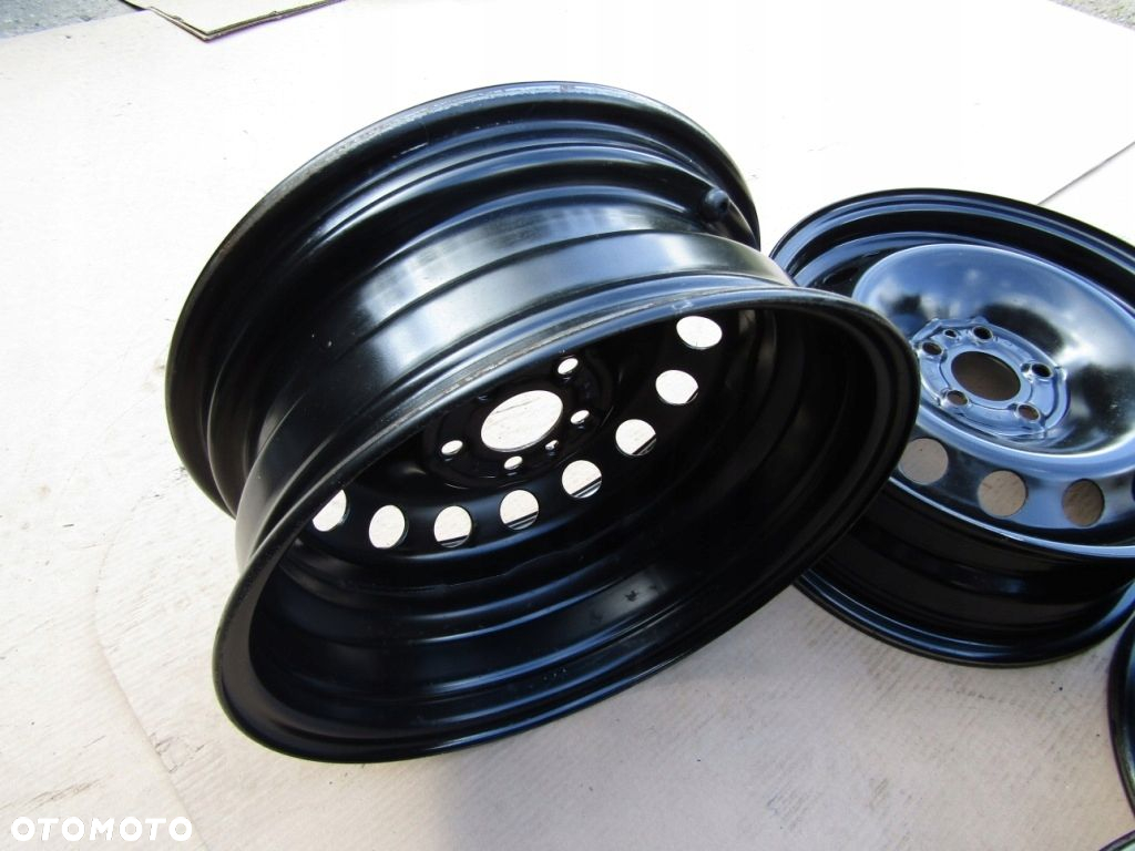 4x Felgi 15 Fiat 500L Opel Combo D Doblo Cargo Tipo II 5x98 - 14