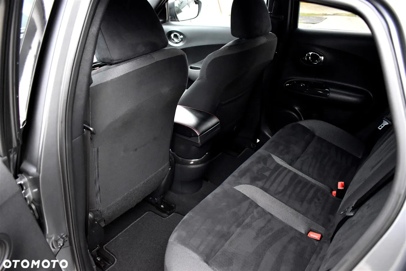 Nissan Juke 1.2 DIG-T N-Connecta Dark Sound - 25