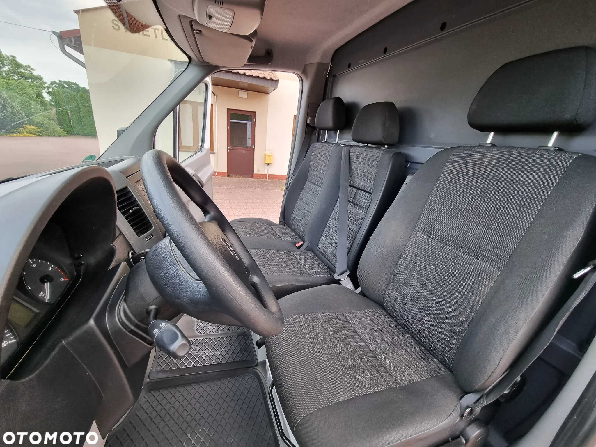 Mercedes-Benz Sprinter - 34
