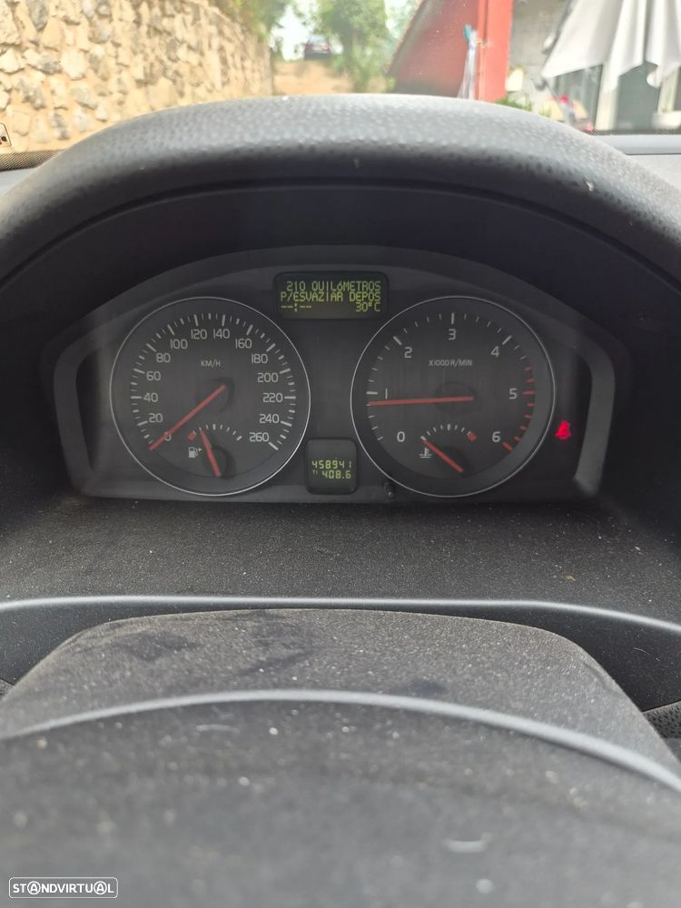 Volvo C30 2.0 D Nível 3 - 10