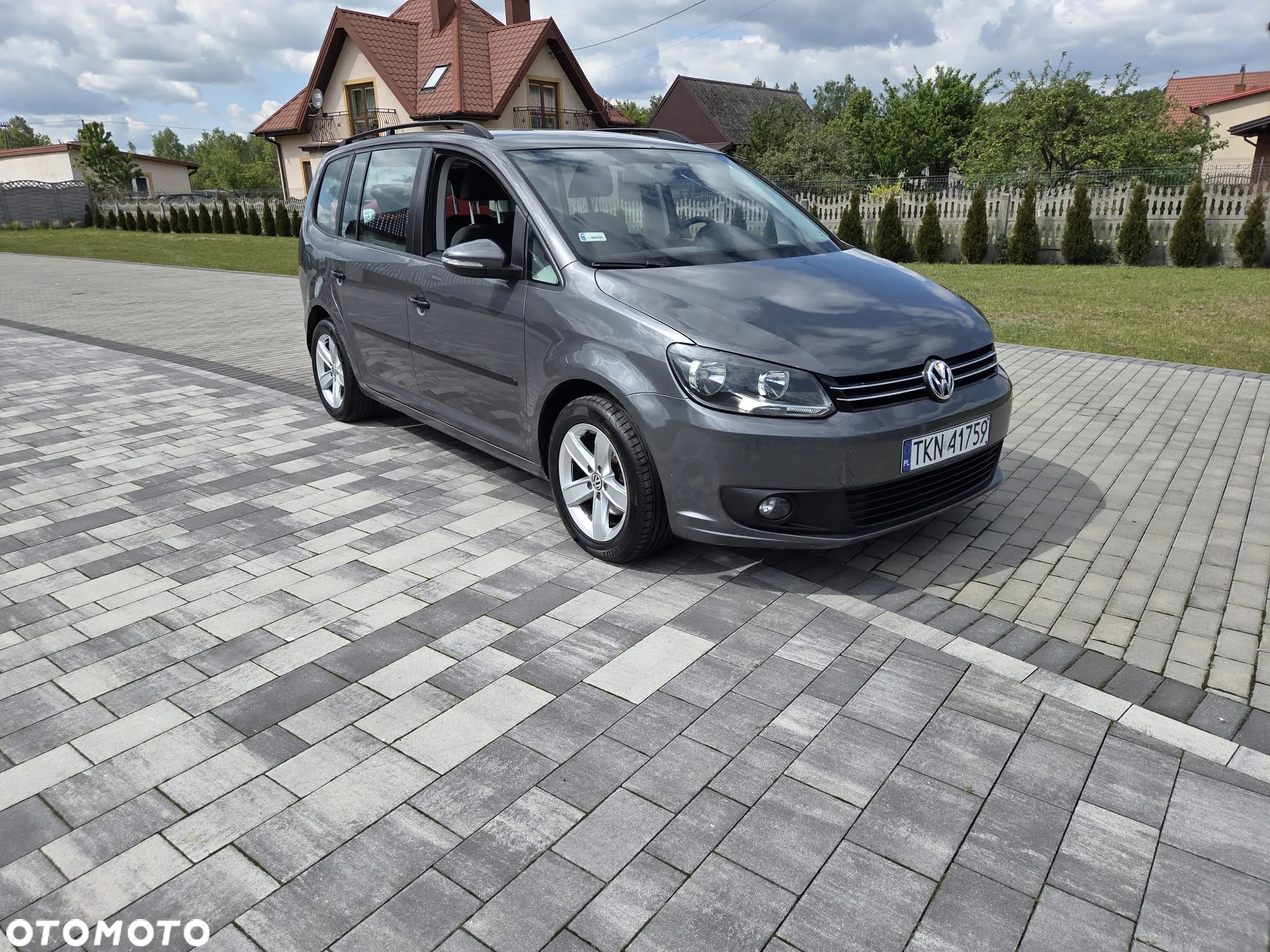 Volkswagen Touran 1.6 TDI DPF BlueMotion Technology Highline - 3