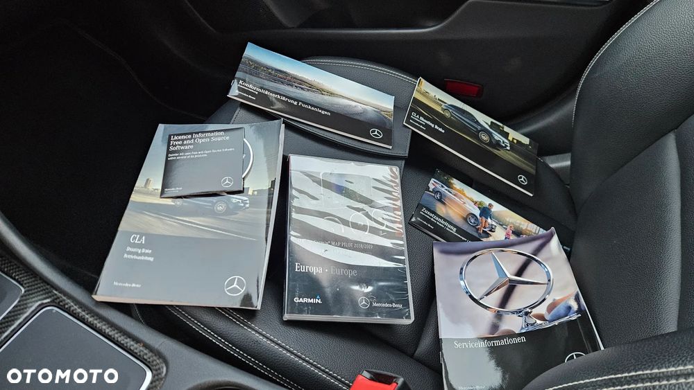 Mercedes-Benz CLA 220 4Matic 7G-DCT AMG Line - 28