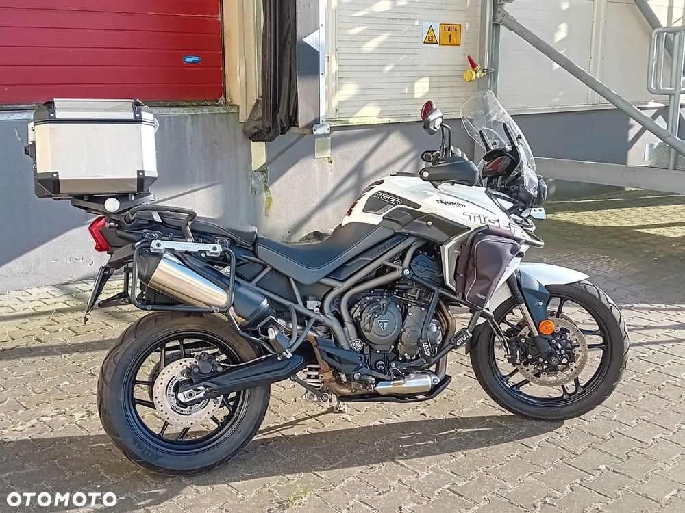 Triumph Tiger - 1