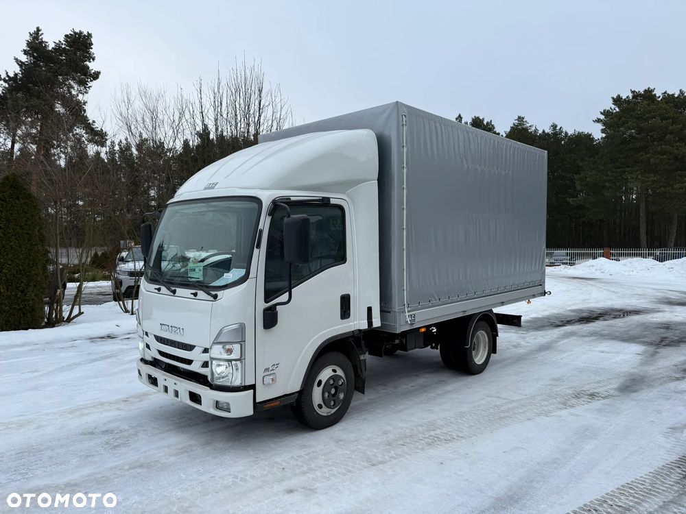 Isuzu M27 skrzynia plandeka