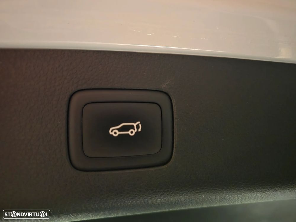MG EHS 1.5 T-GDI Plug-in Hybrid Luxury - 14