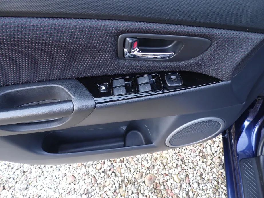 Mazda 3 1.6 Sport Active - 18