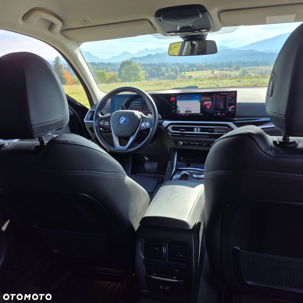 BMW Seria 3 330e xDrive Sport Line - 17