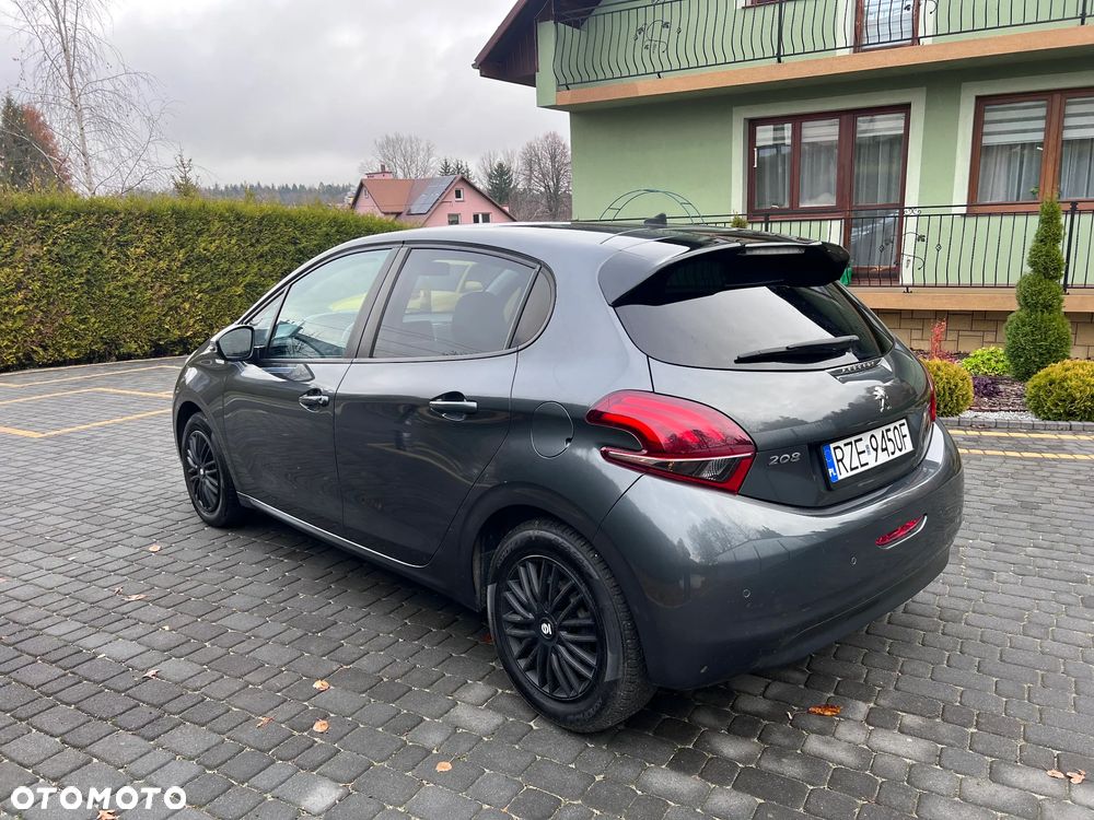 Peugeot 208 1.2 PureTech Style - 5