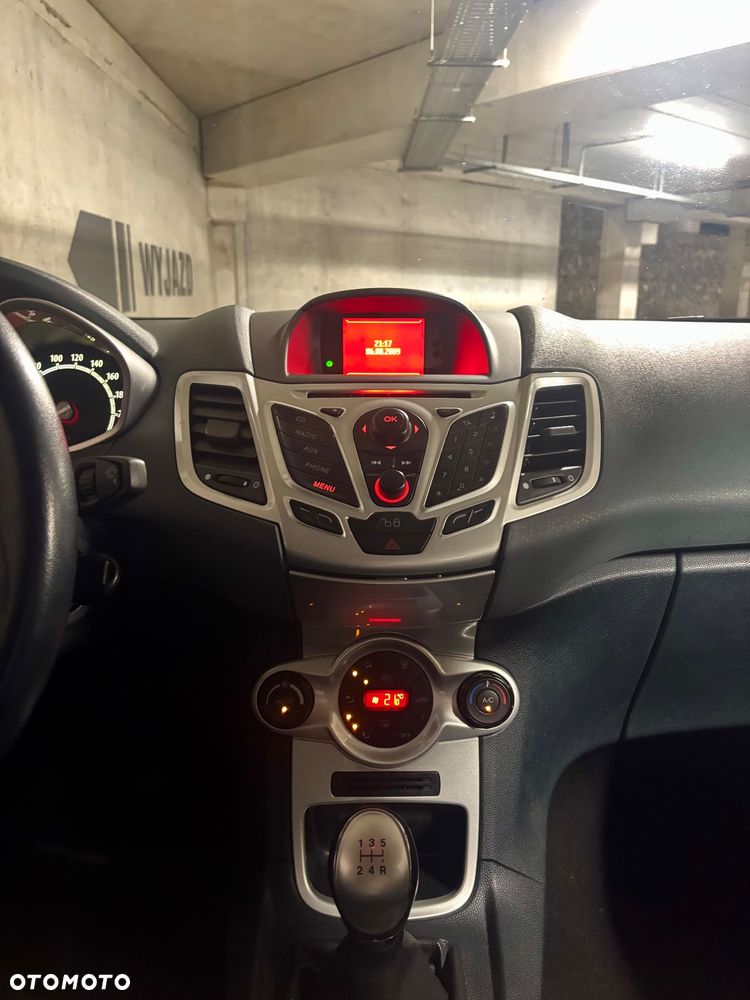 Ford Fiesta - 18