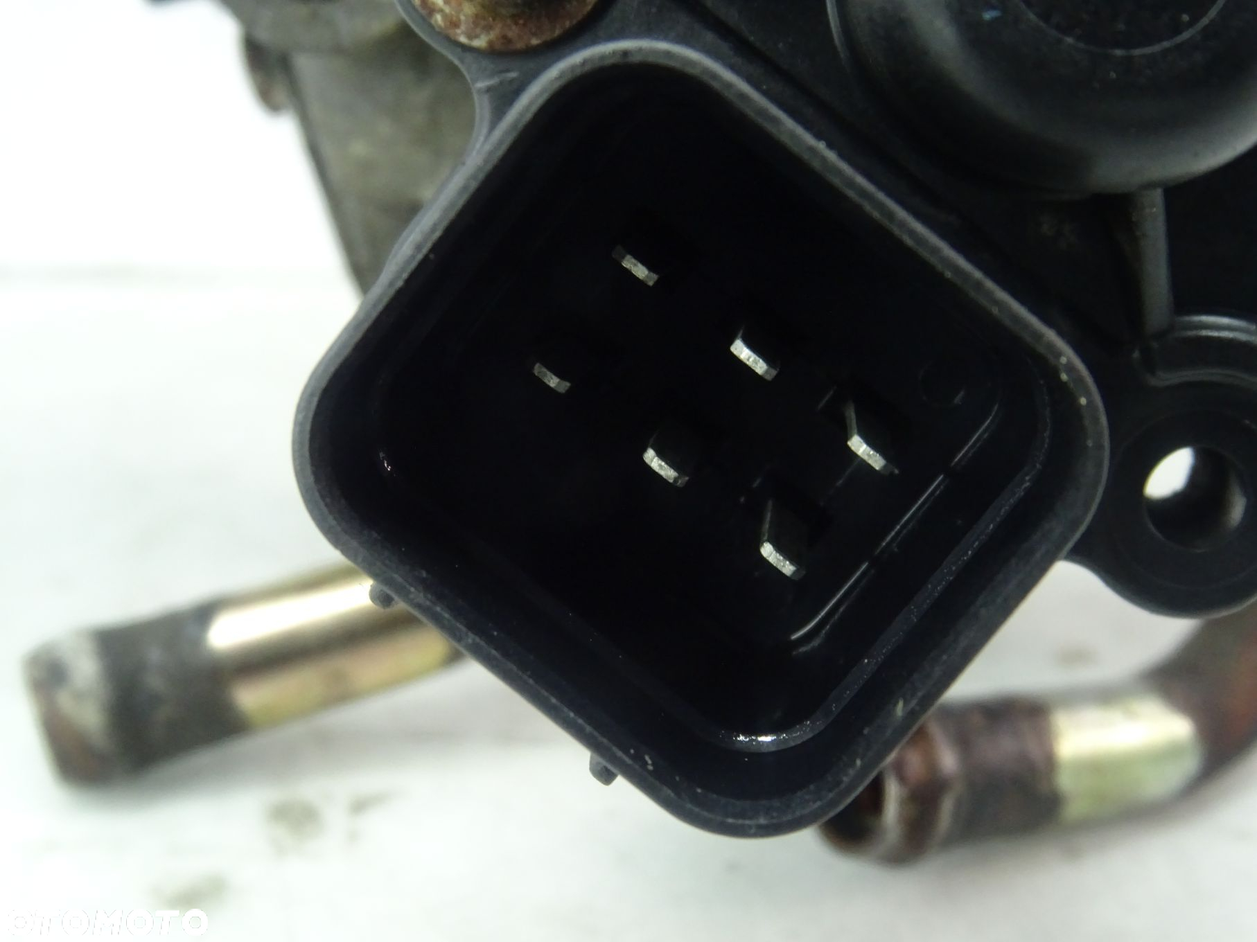 Przepustnica Mitsubishi Carisma I 1995-1999 1,6 BENZYNA 4PIN 6 PIN - 3