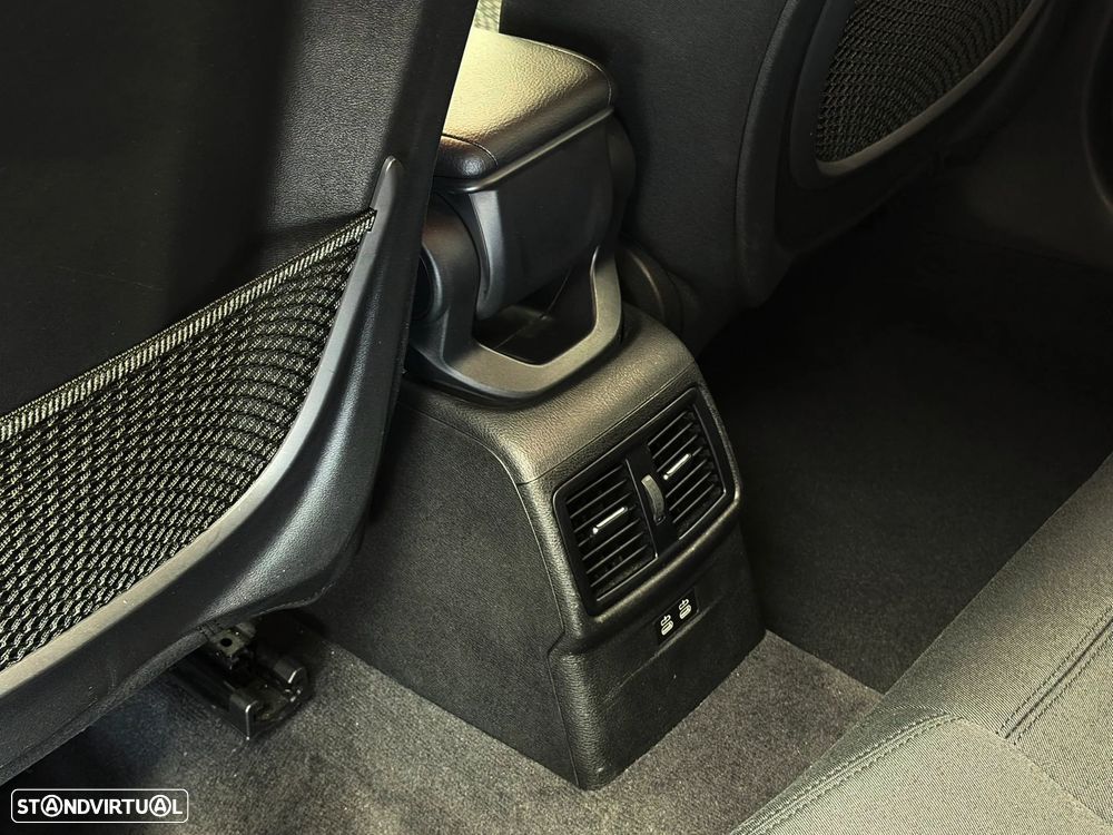 BMW X1 16 d sDrive Auto Advantage - 12