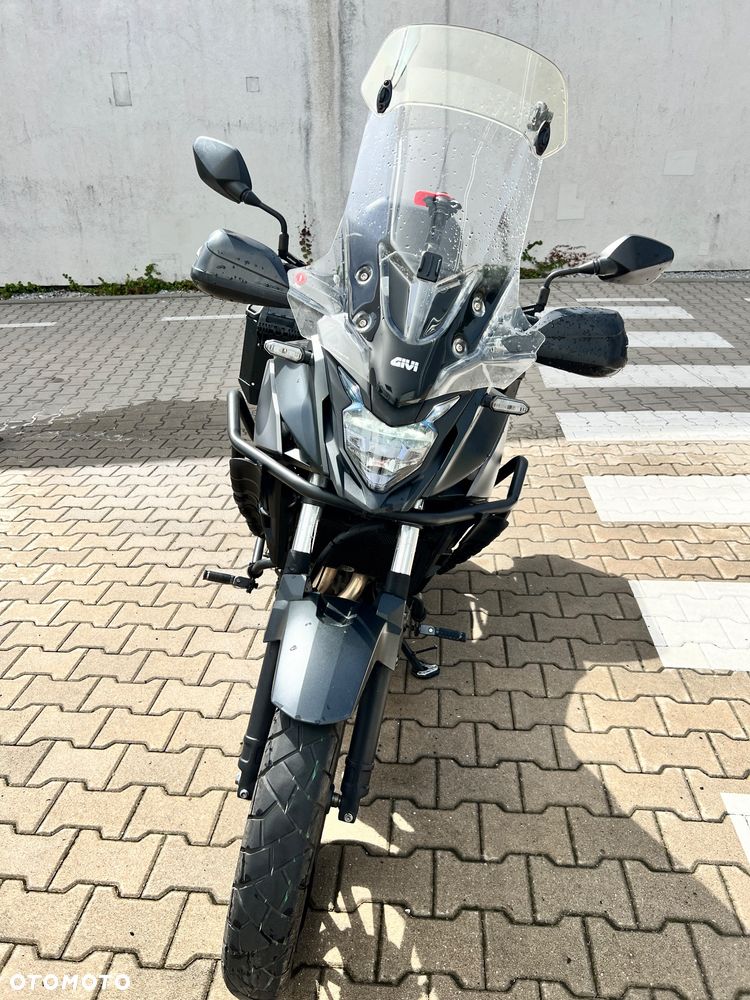 Honda CB - 11