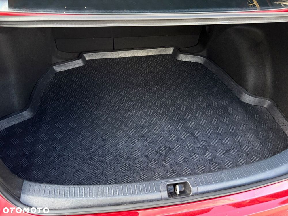 Toyota Corolla 1.8 Hybrid Comfort - 13