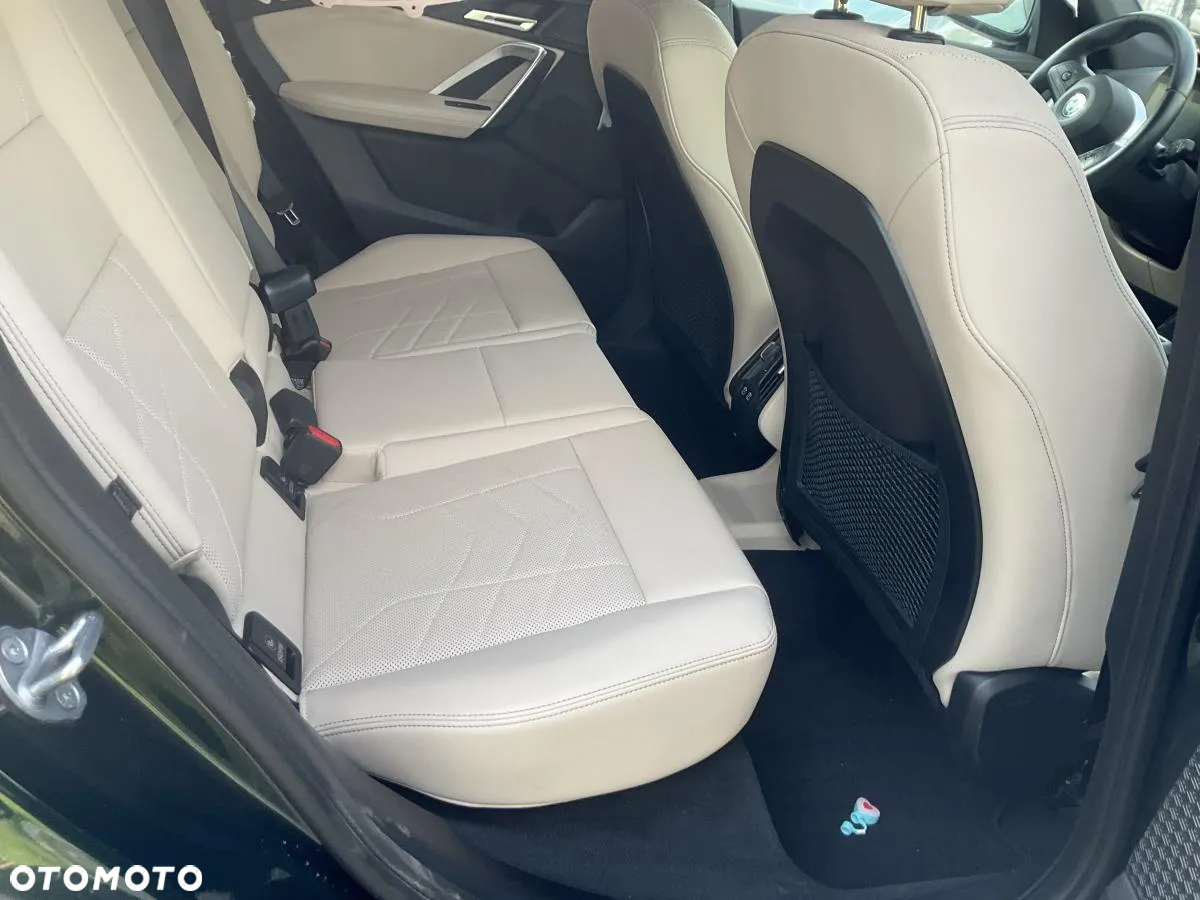 BMW X1 - 16