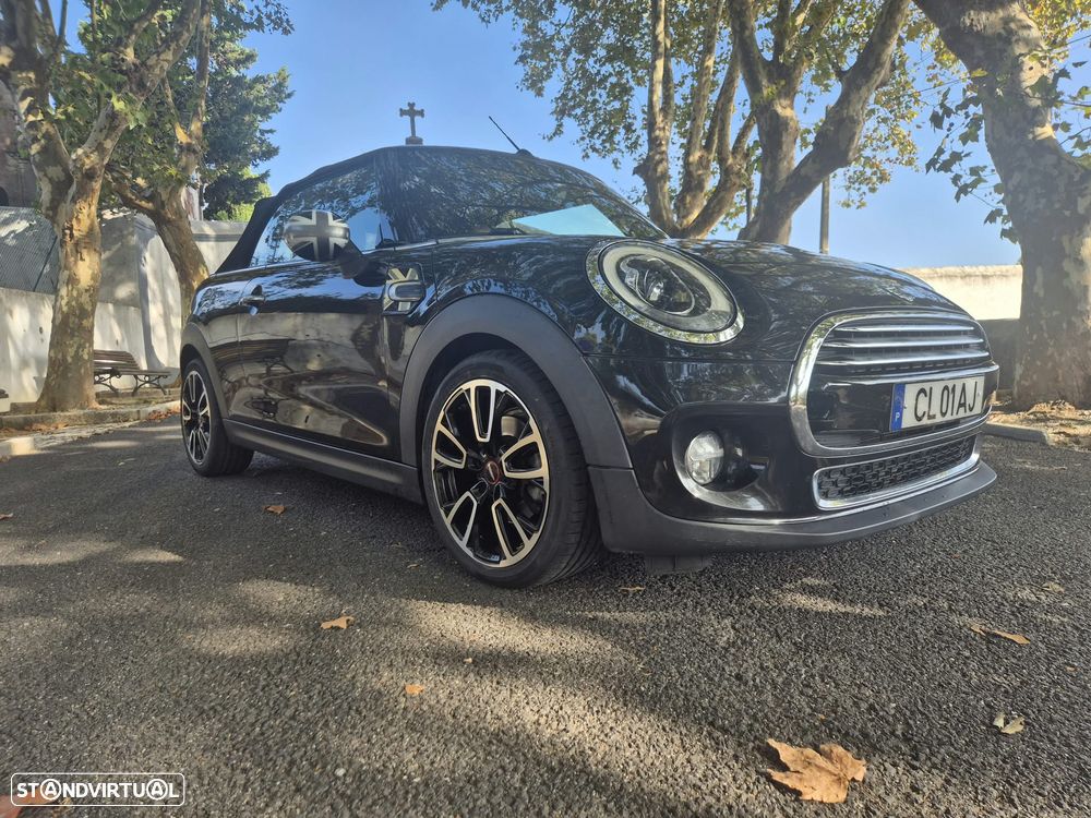 MINI Cabrio Cooper Auto. Essential - 40