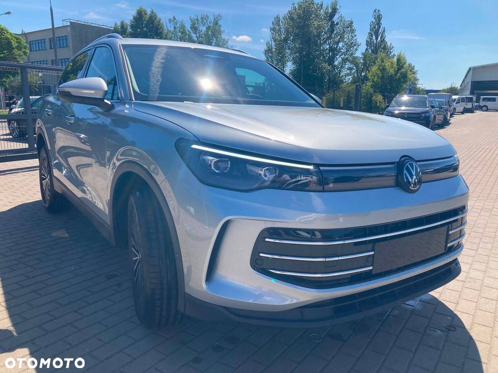 Volkswagen Tiguan - 7